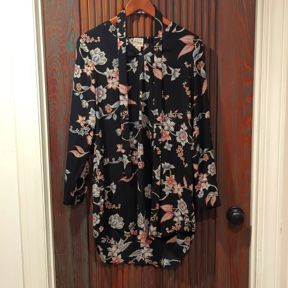 Como Vintage Black and Floral Shirt dress with Tie Belt Size